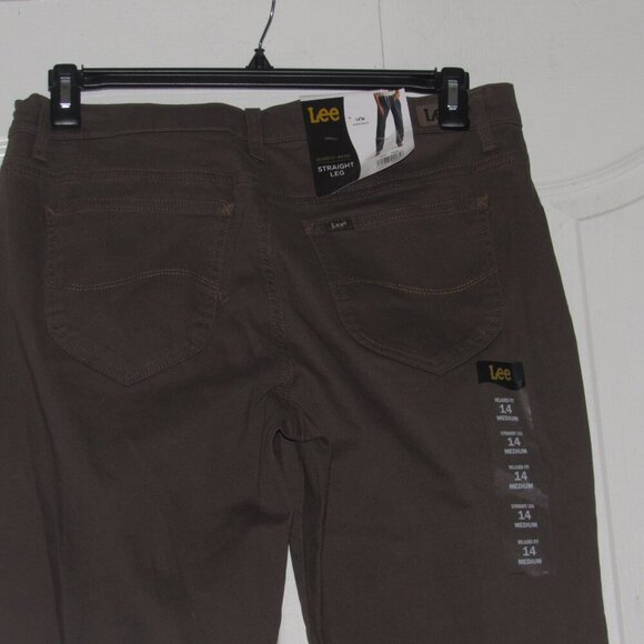NWT LEE Relaxed Fit Mid-Rise Straight Leg Brown Pants Size 14M - Picture 4 of 8